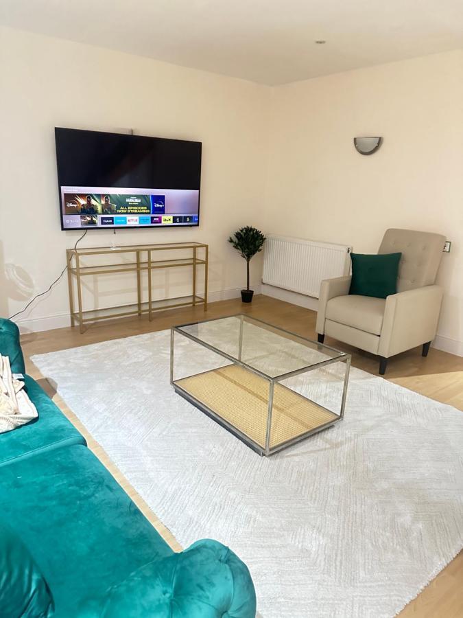 Dream Home Bromley Bagian luar foto